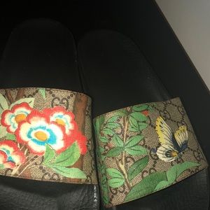GUCCI BLOSSOMS